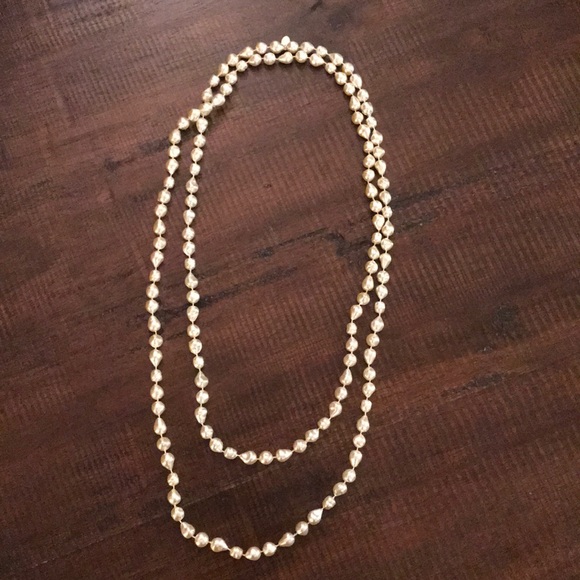 The Limited Jewelry - 😱LAST CHANCE😱 The Limited Faux Pearl Necklace